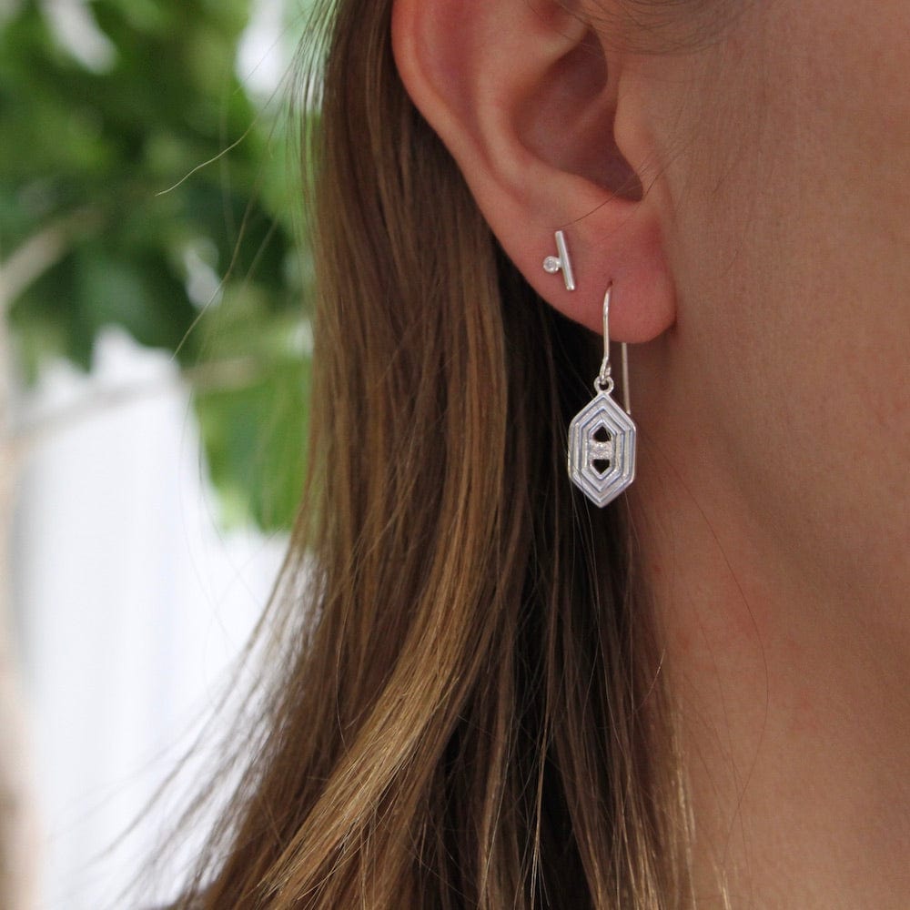 EAR Sterling Silver Hex with Ridges and Cubic Zirconium Earring