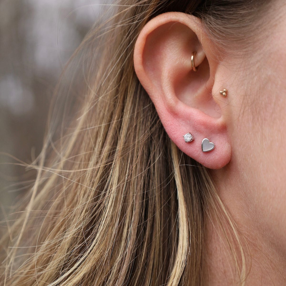 EAR Sterling Silver Mother of Pearl Heart Barbell Single Stud Earring