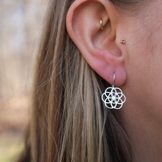 EAR Sterling Silver Open Geometric Flower Earrings