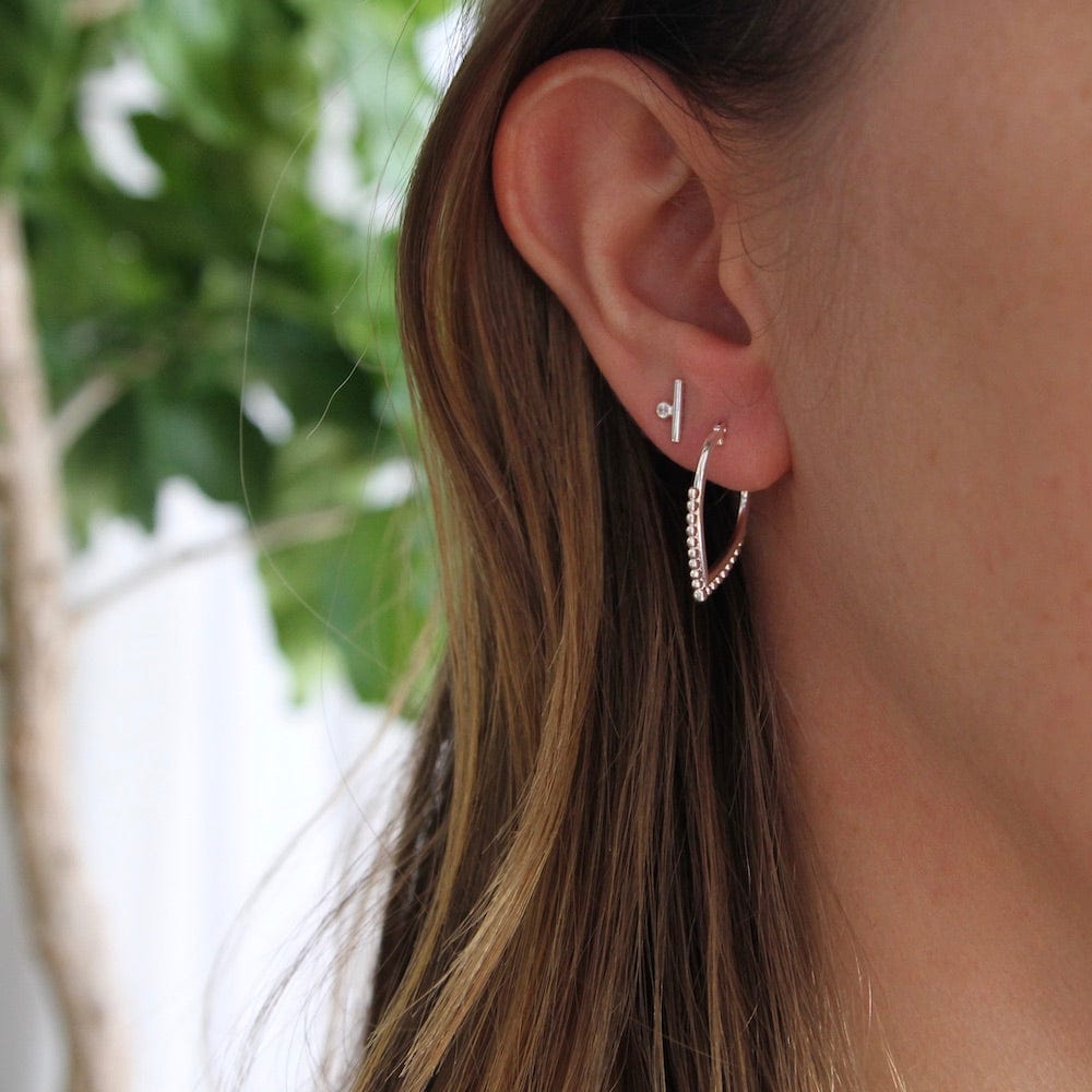 EAR Sterling Silver Petal Shaped Dotted Hoop