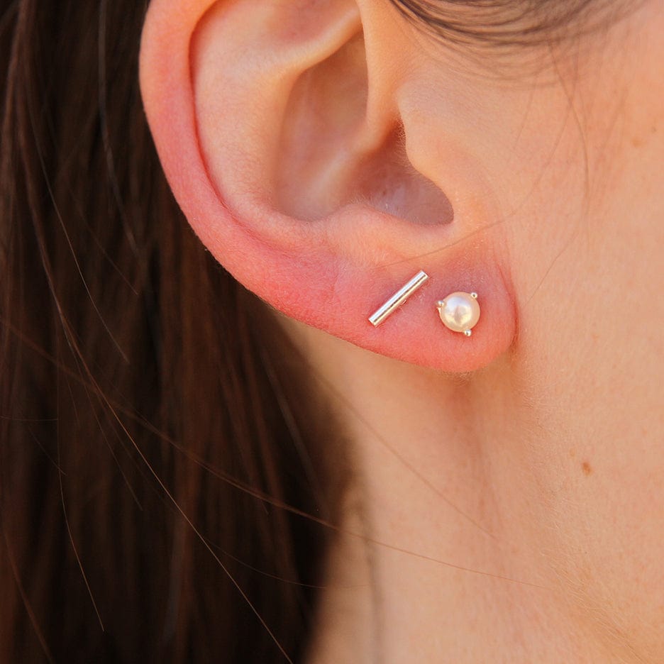 EAR Sterling Silver Prong Set Pearl Stud Earring
