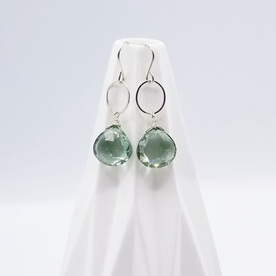 
                      
                        EAR Sterling Silver Ring and Green Amethyst Drop Earring
                      
                    