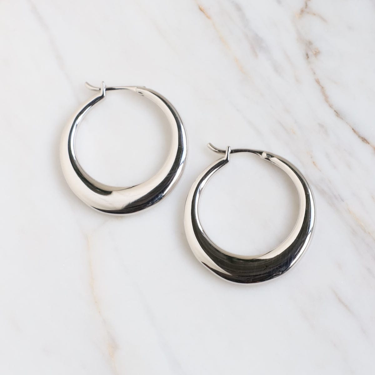 EAR Sterling Silver Sienna Tapered Hoop