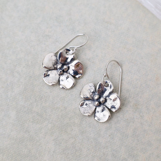 EAR Sterling Silver Small Flower Earrings