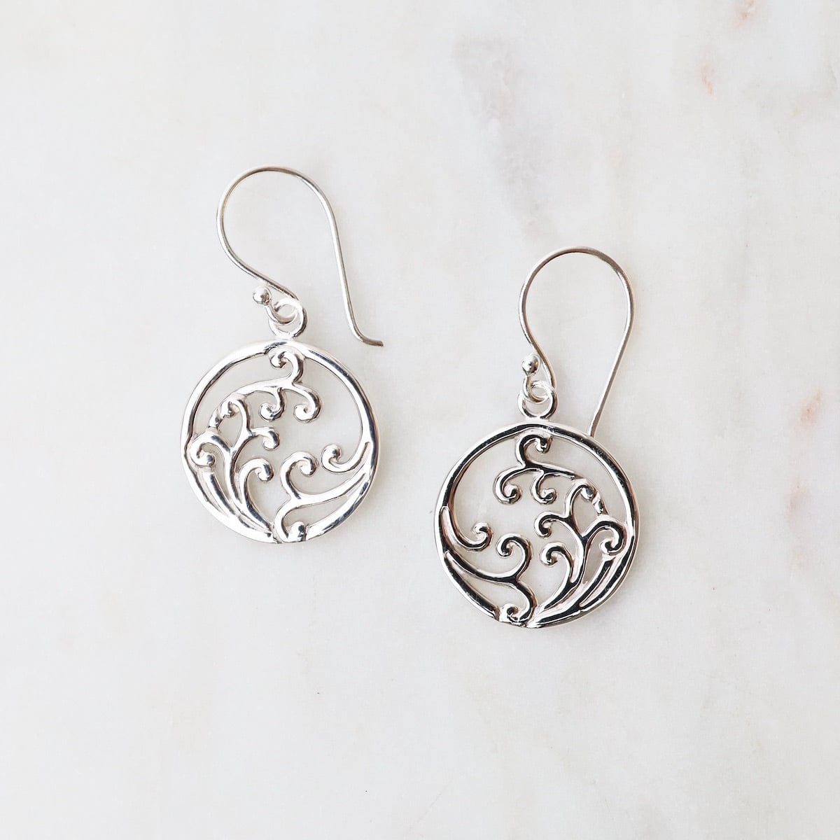 EAR Sterling Silver Swirled Vine in Circle Earrings