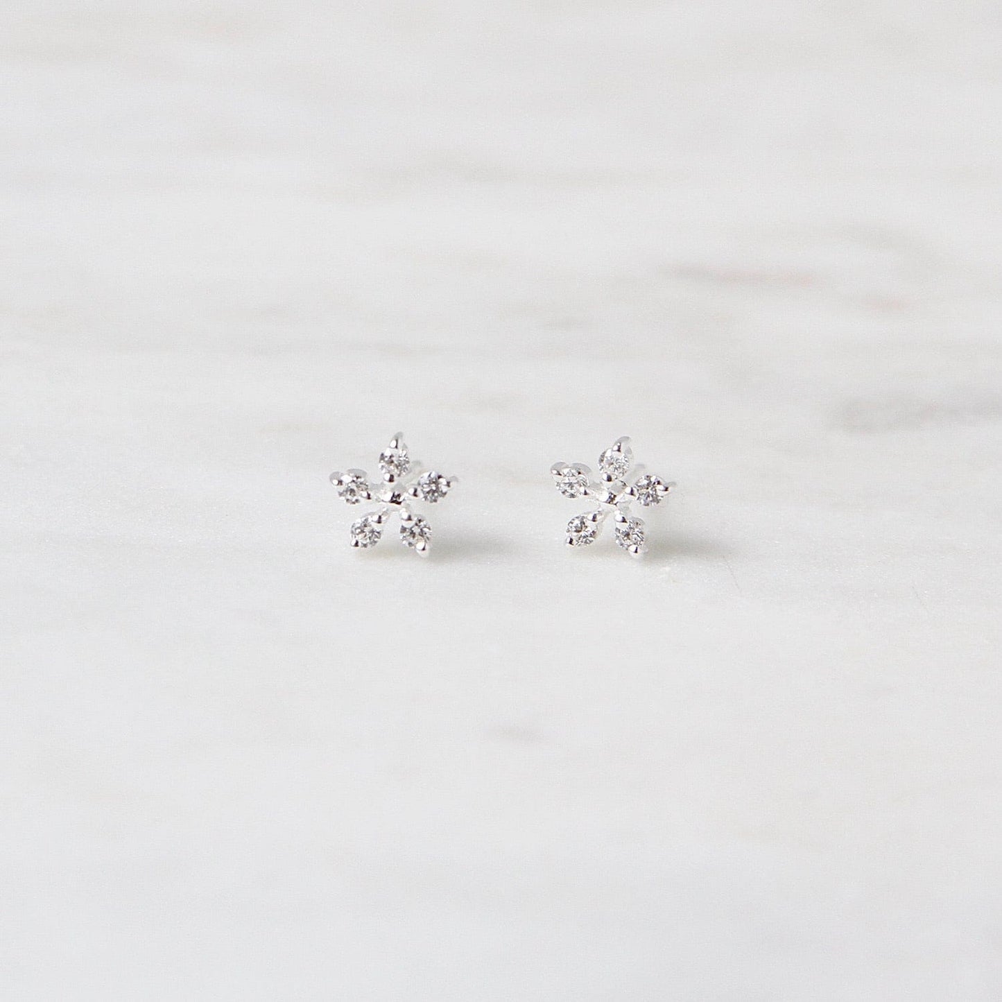 EAR Sterling Silver Tiny CZ Flower Post Earring