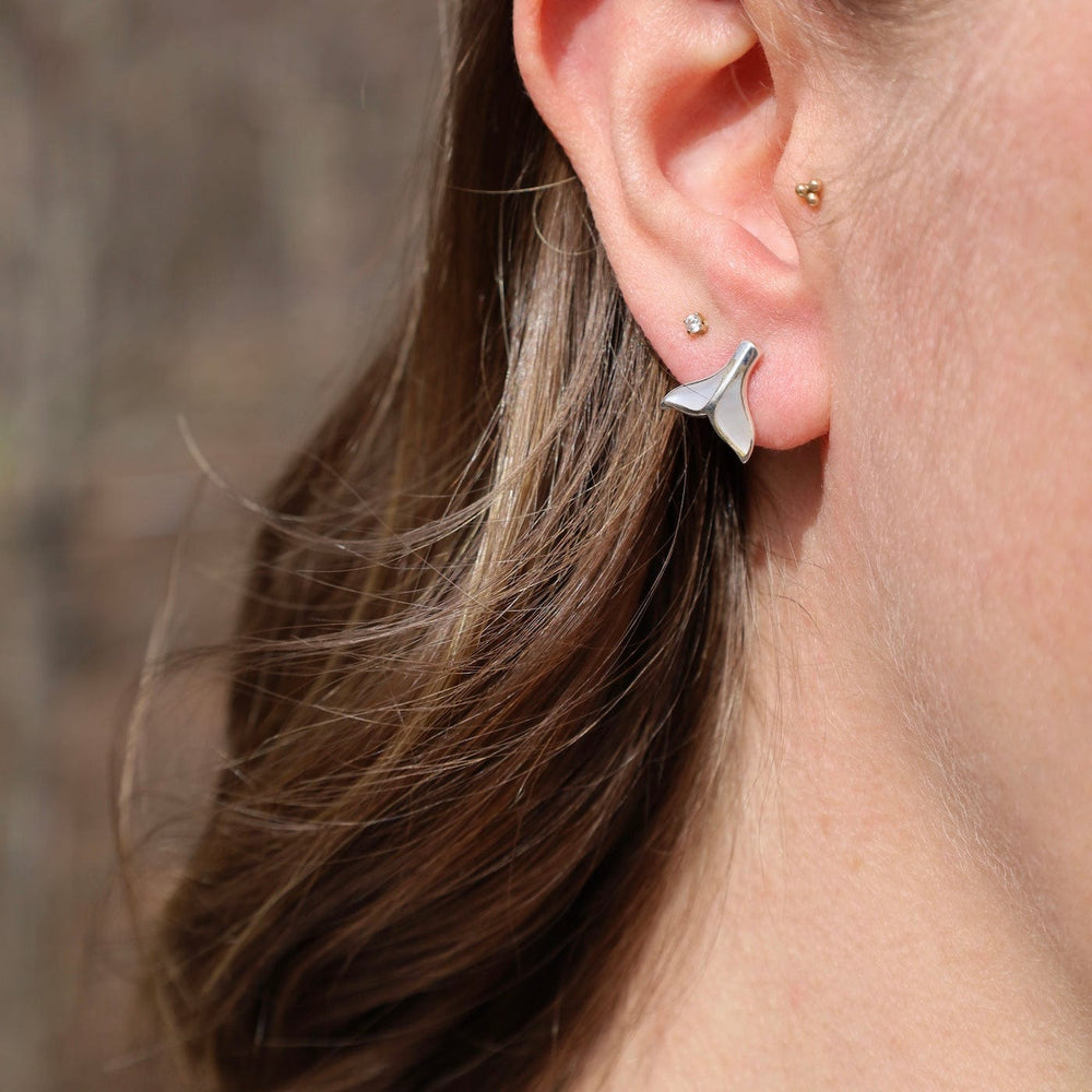 EAR Sterling Silver Tiny Mother of Pearl Whale Tail Post Earrings