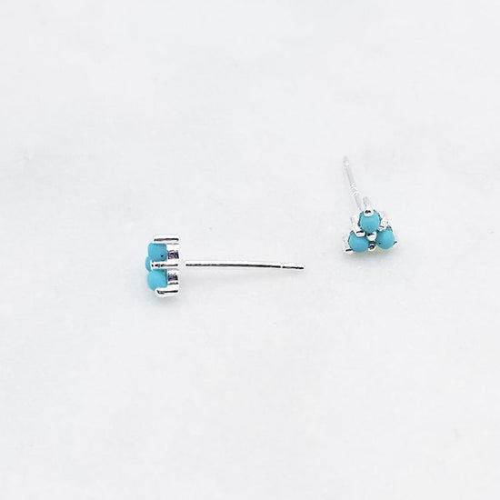 EAR Sterling Silver Tiny Triple Turquoise Earring