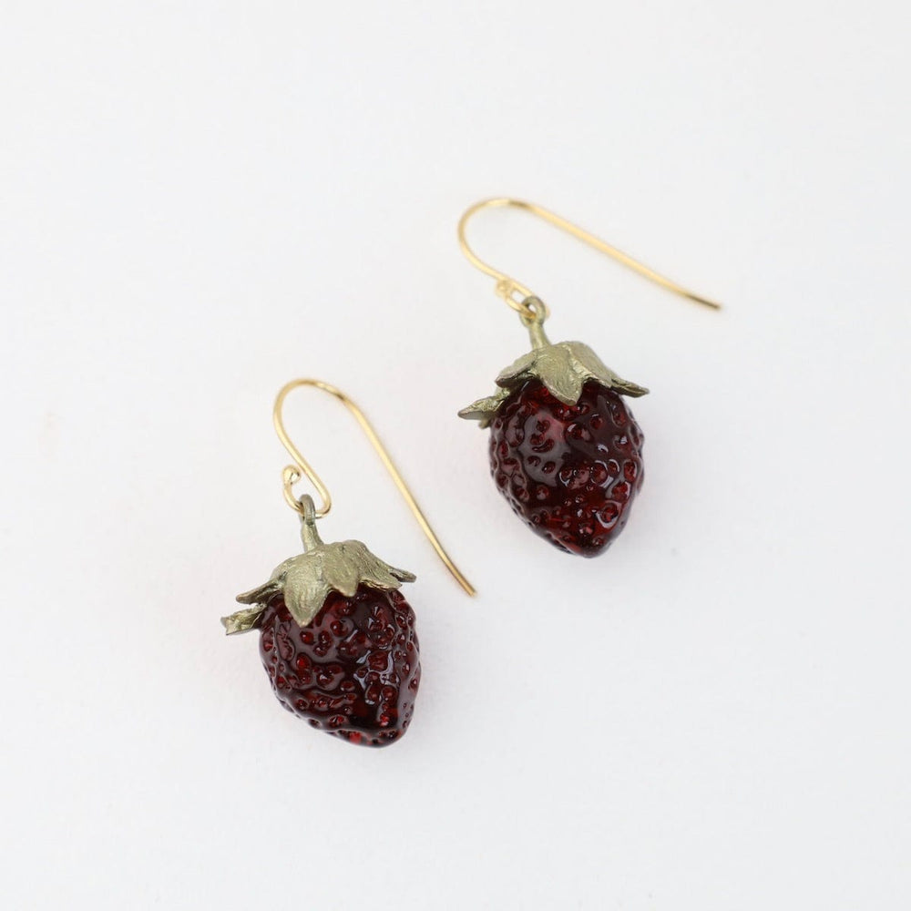 
                      
                        EAR Strawberry Dainty Earring
                      
                    