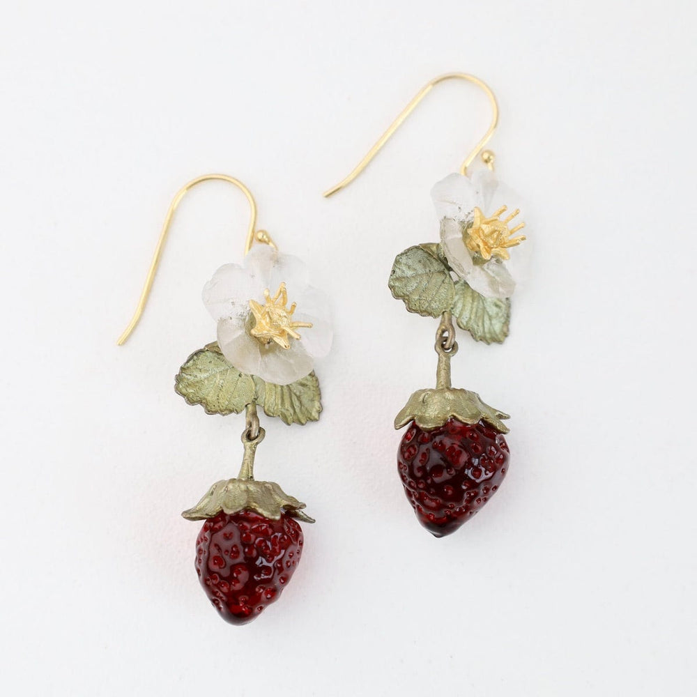 
                      
                        EAR Strawberry Wire Earring
                      
                    