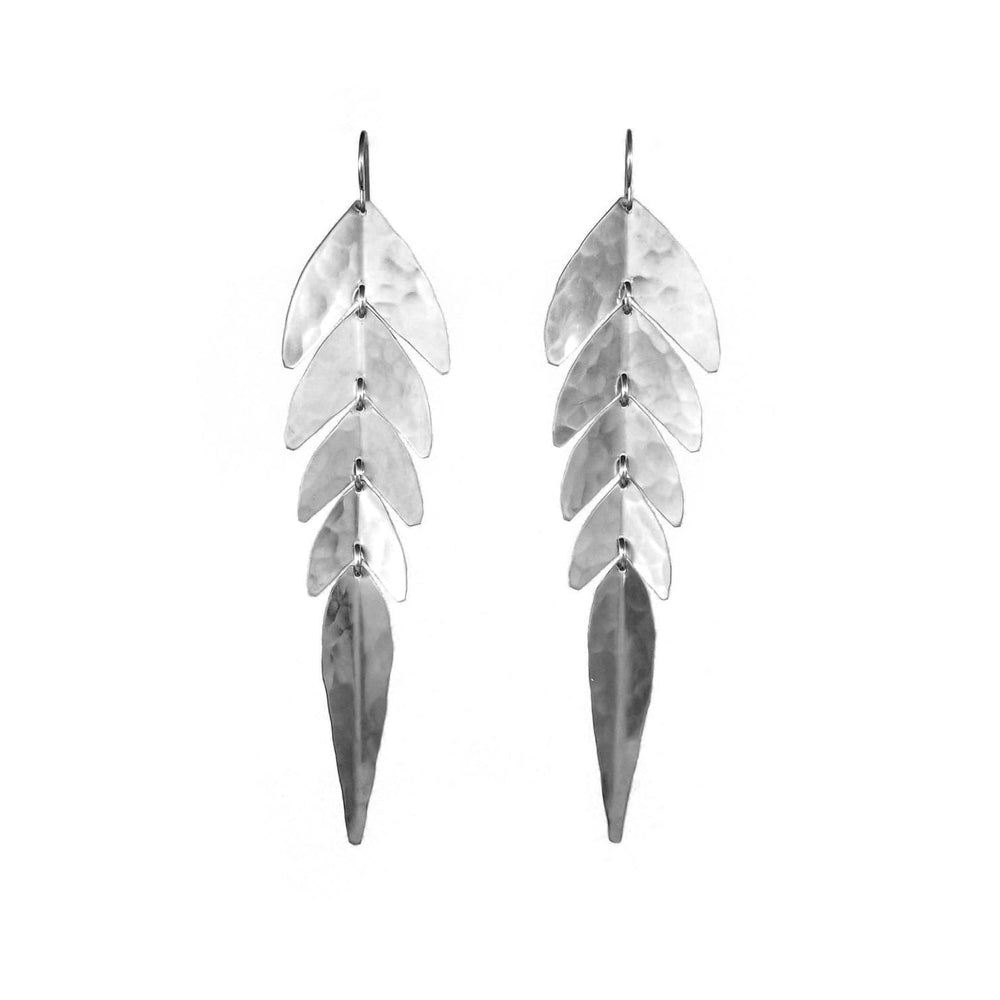 
                      
                        EAR Swish Earrings Silver
                      
                    