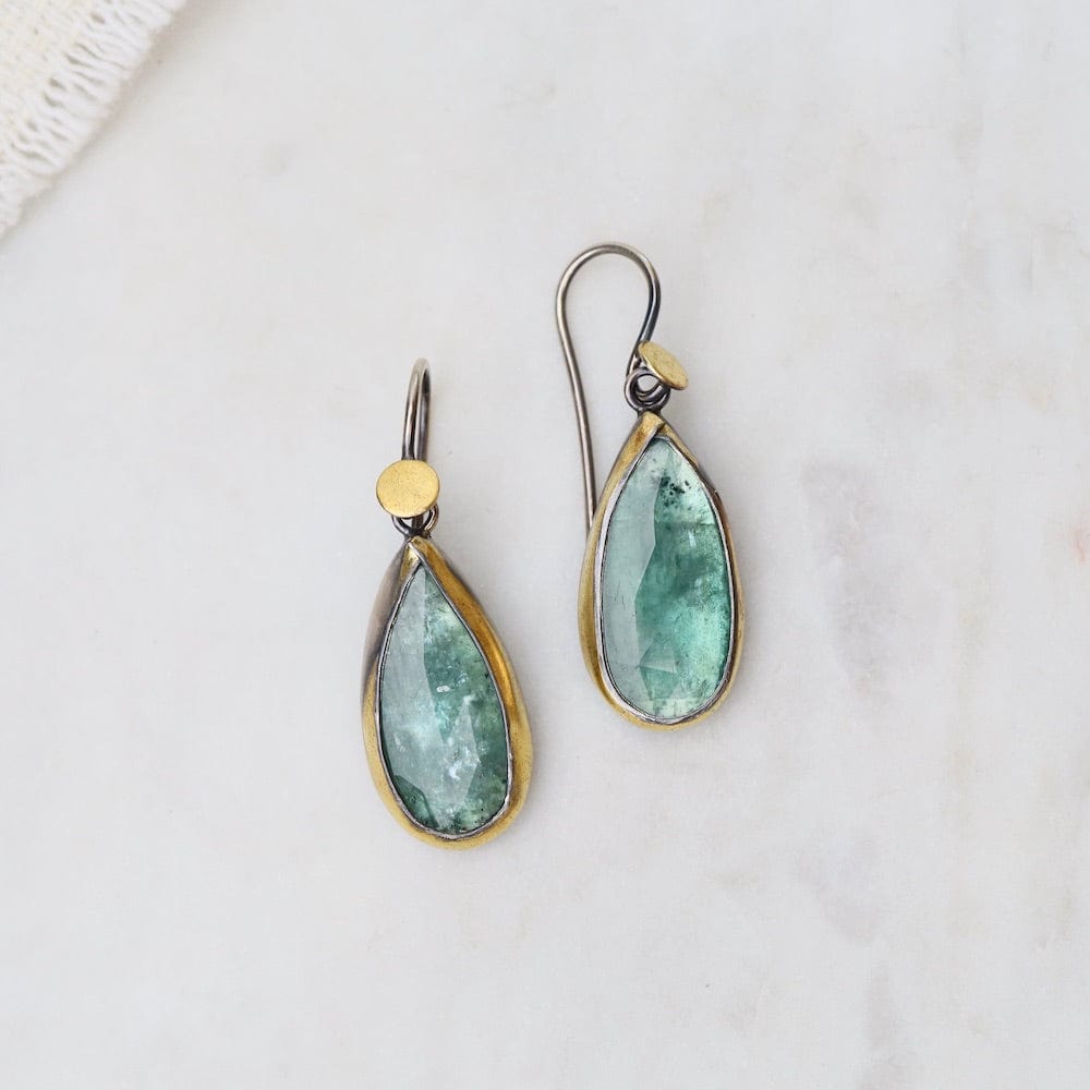 EAR Teardrop Fold Earrings with Green Kyanite