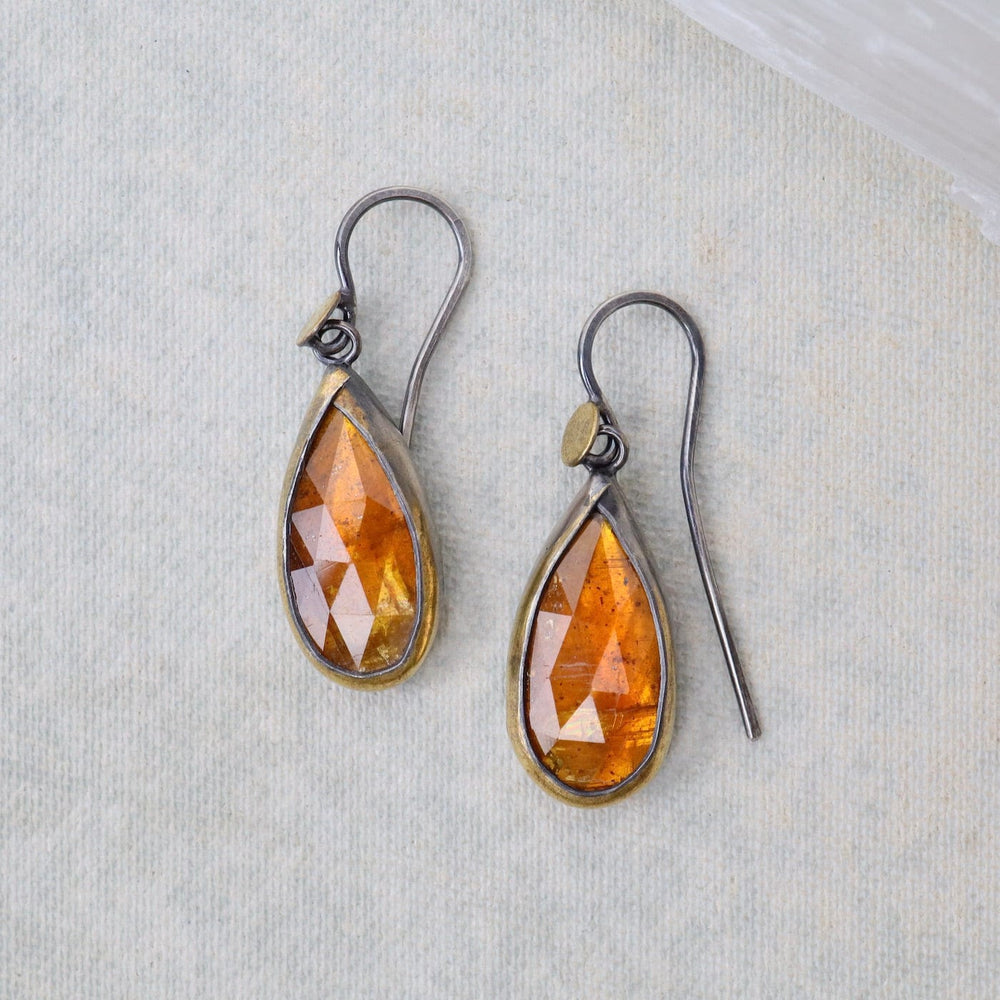 EAR Teardrop Fold Earrings with Orange Kyanite