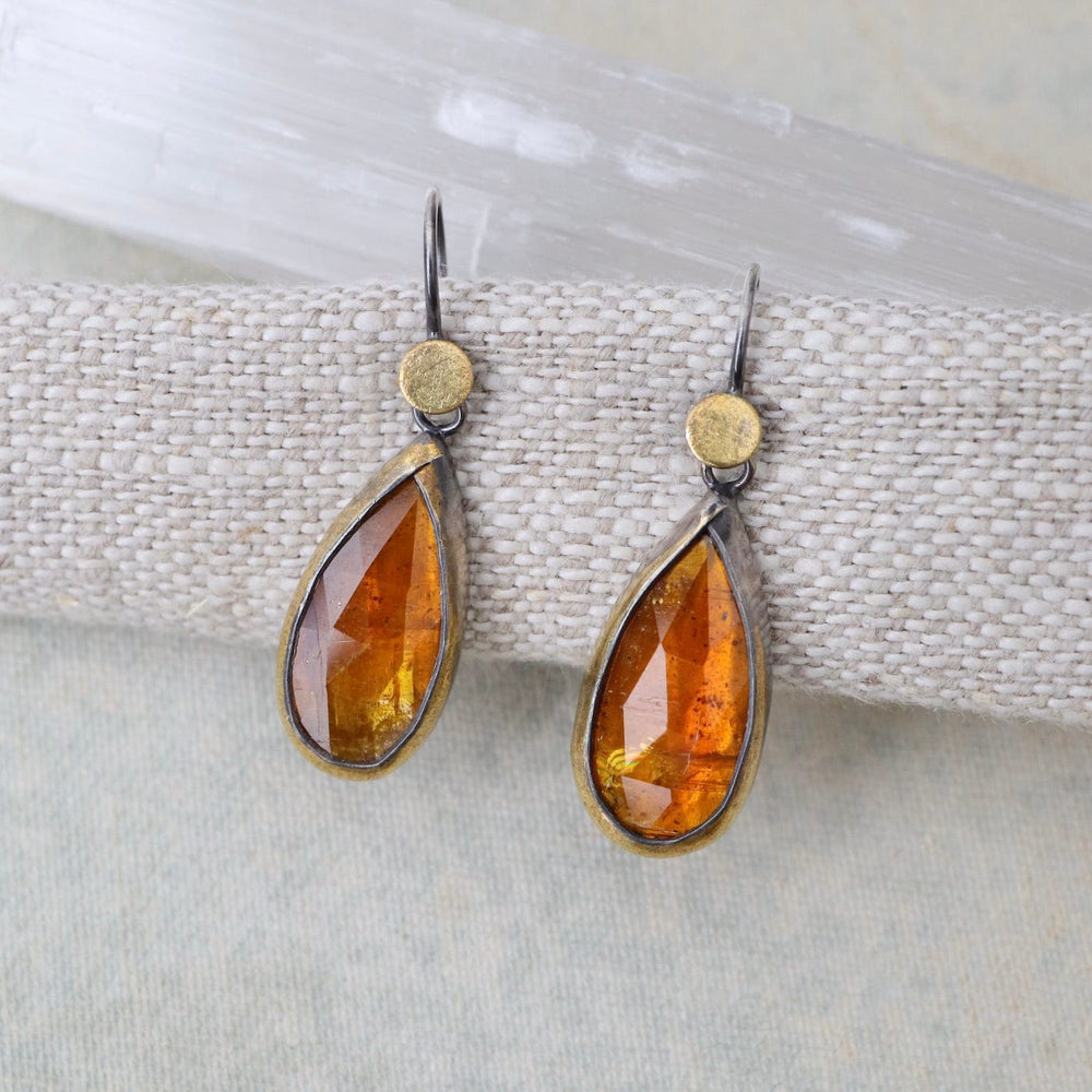 
                  
                    EAR Teardrop Fold Earrings with Orange Kyanite
                  
                