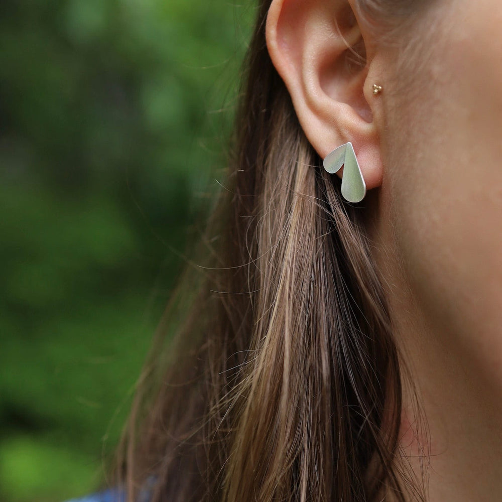 
                      
                        EAR Teardrop Mutli Post Earring
                      
                    