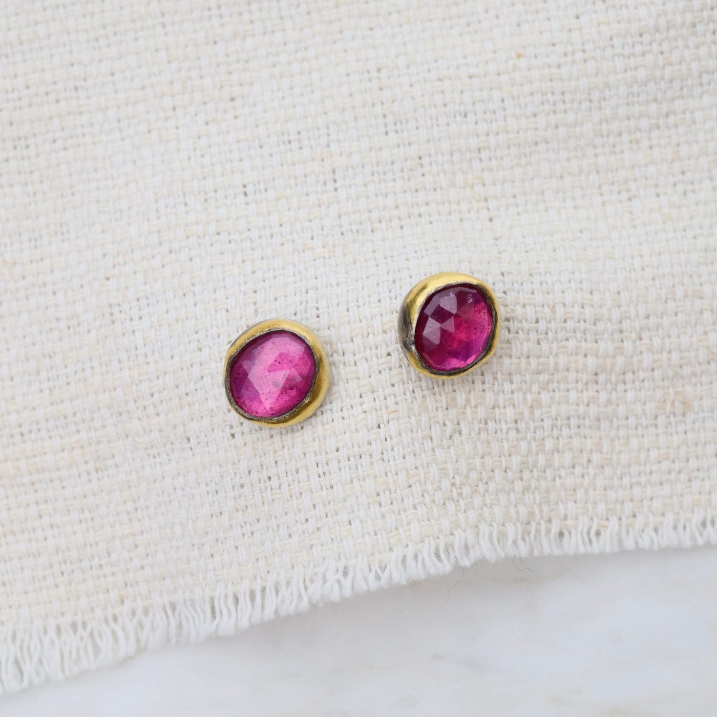 EAR Thai Pink Sapphire Medium Crescent Rim Post Earrings