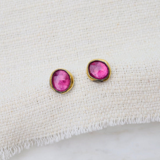 EAR Thai Pink Sapphire Medium Crescent Rim Post Earrings