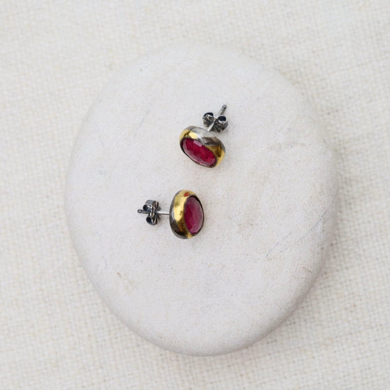 EAR Thai Pink Sapphire Medium Crescent Rim Post Earrings