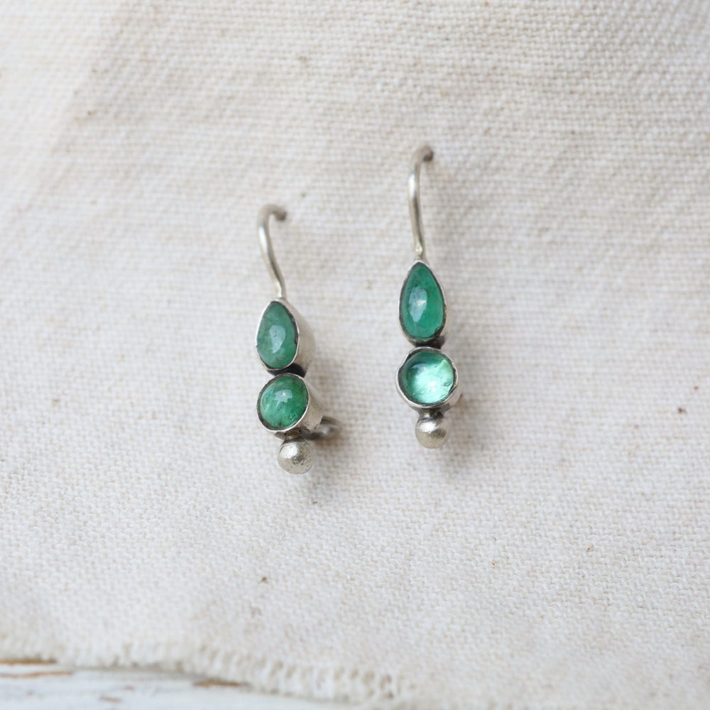 
                      
                        EAR Tiny Emerald Petal Drops
                      
                    