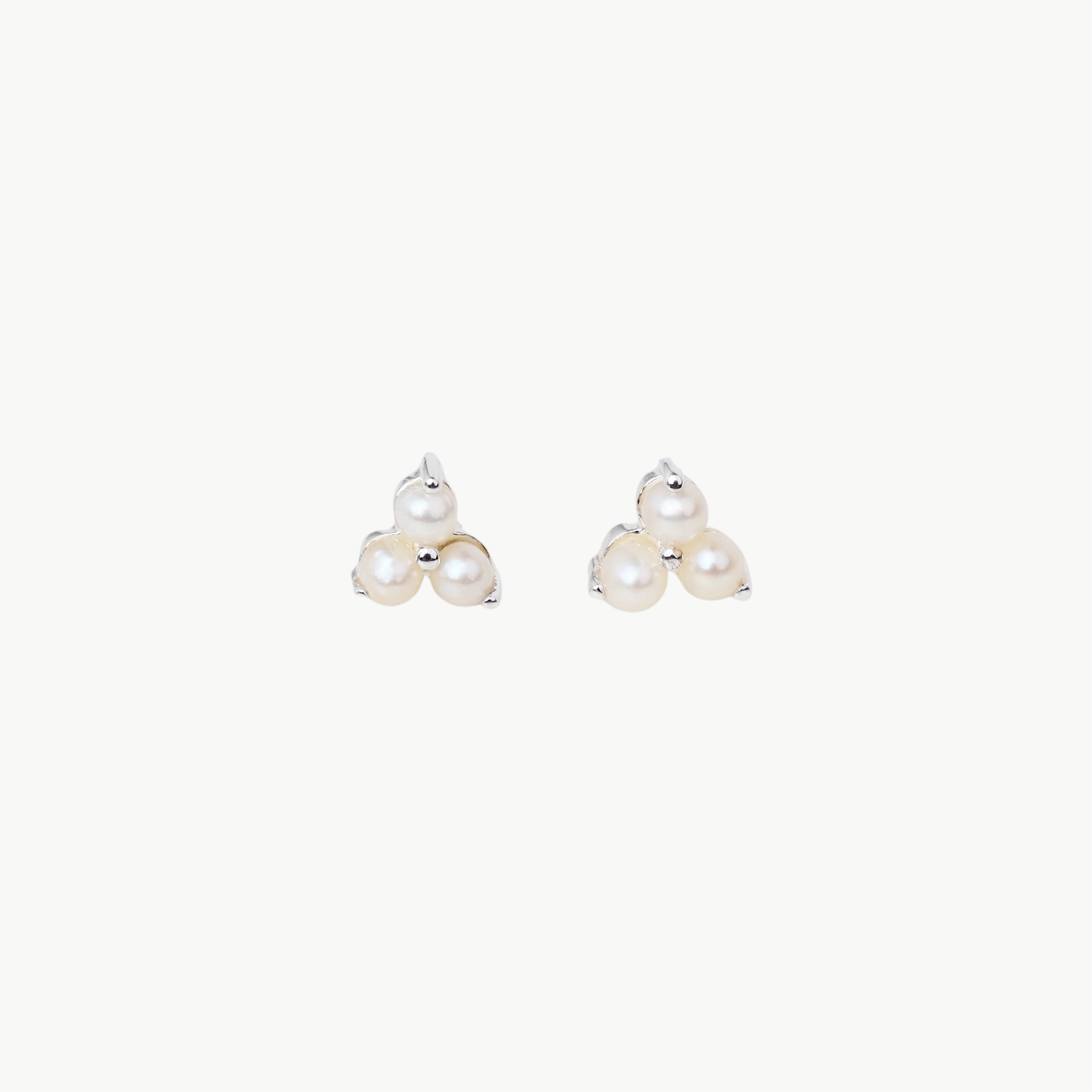 EAR Tiny Triple Pearl Triangle Stud Earrings