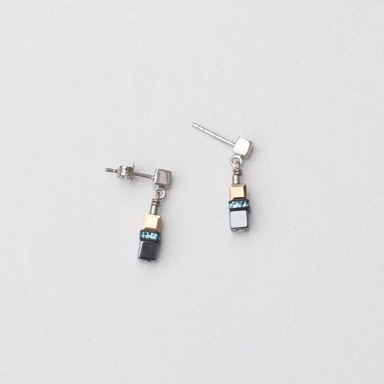 Load image into Gallery viewer, EAR TURQUOISE AND HEMATITE SMALL GEO CUBE EARRING
