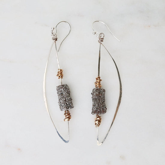 EAR Twinkle Earrings