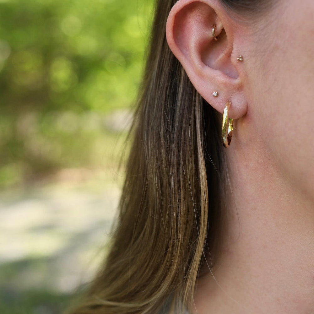 
                  
                    EAR-VRM 23mm Finely Hammered Hoops on Post - Gold Vermeil
                  
                