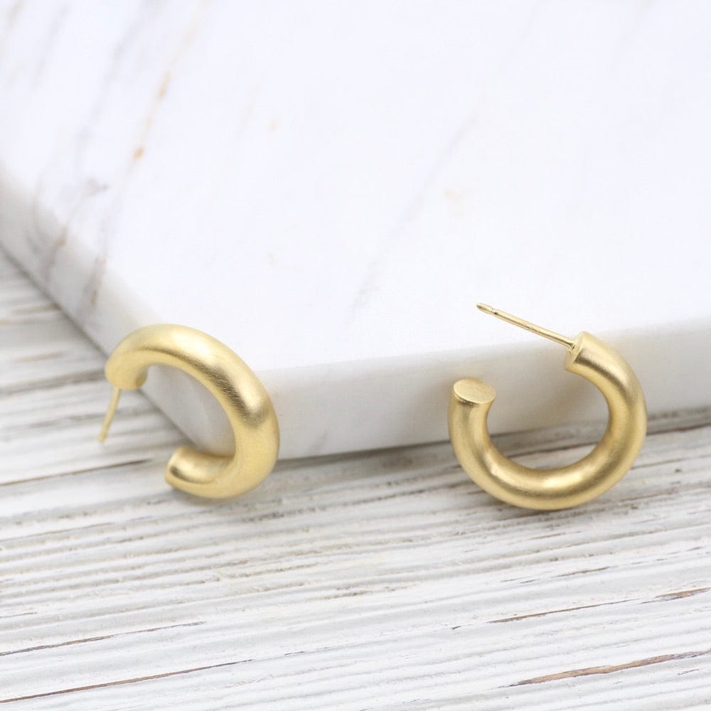 
                      
                        EAR-VRM Brushed Gold Vermeil Little Thick Tube Hoop
                      
                    