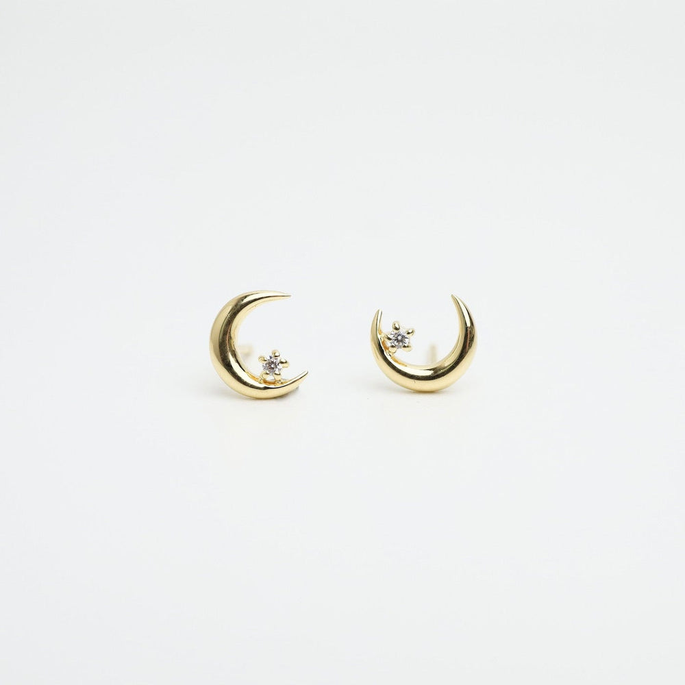 
                  
                    EAR-VRM Crescent Moon with CZ Stud Earring - Gold Vermeil
                  
                