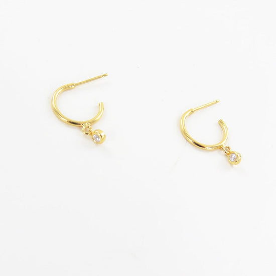 EAR-VRM GOLD HOOP WITH HANGING CZ