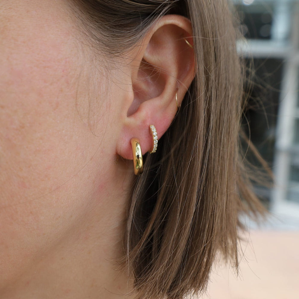 
                      
                        EAR-VRM Gold Vermeil CZ Pave Click Huggie Hoop
                      
                    