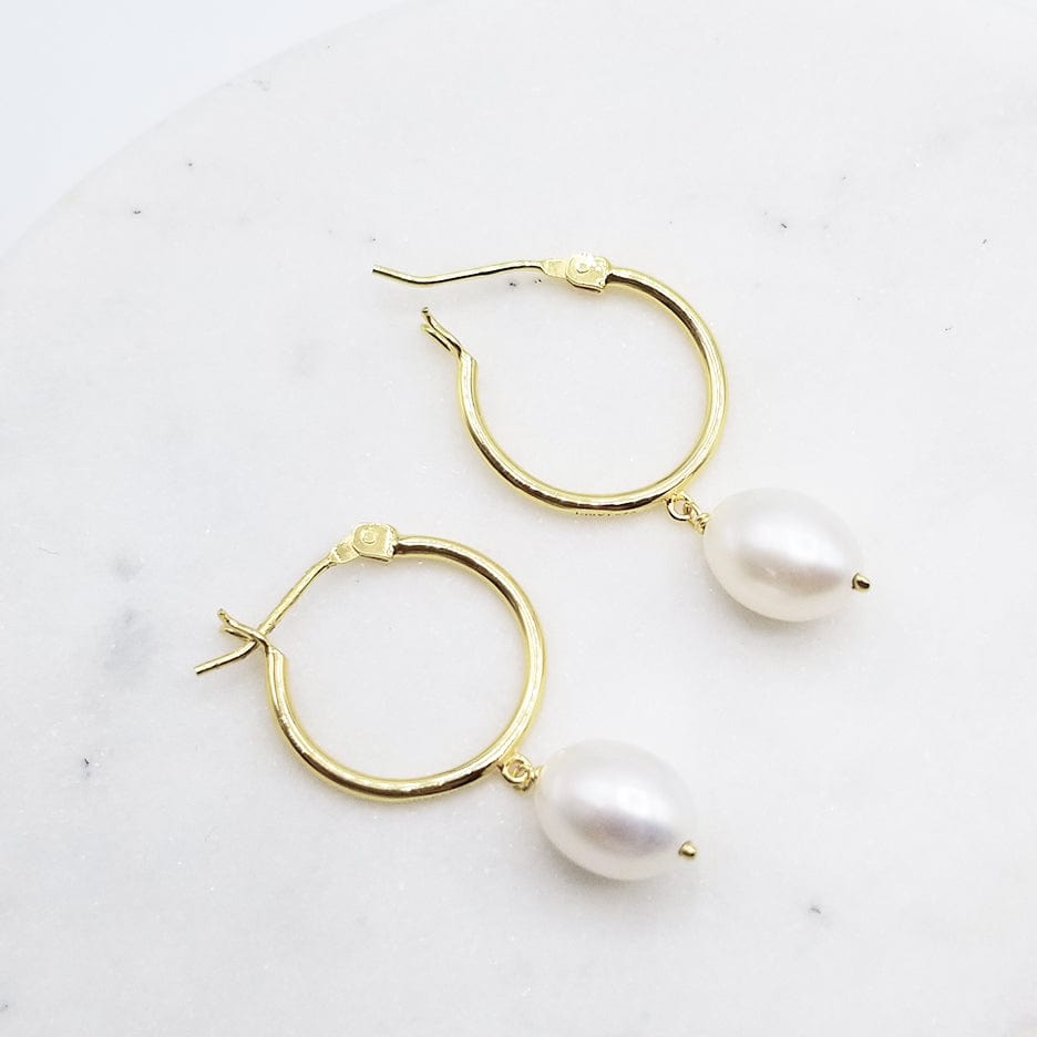 
                      
                        EAR-VRM Gold Vermeil Hoop With Freshwater Pearl
                      
                    