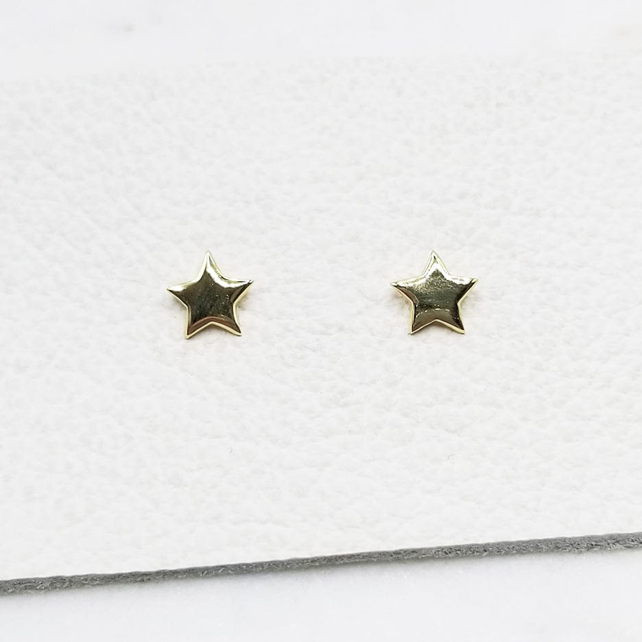 
                      
                        EAR-VRM Gold Vermeil Tiny Star Stud
                      
                    