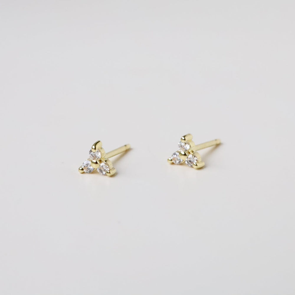 
                      
                        EAR-VRM Gold Vermeil Triangle Studs with 3 Prong-Set CZs
                      
                    