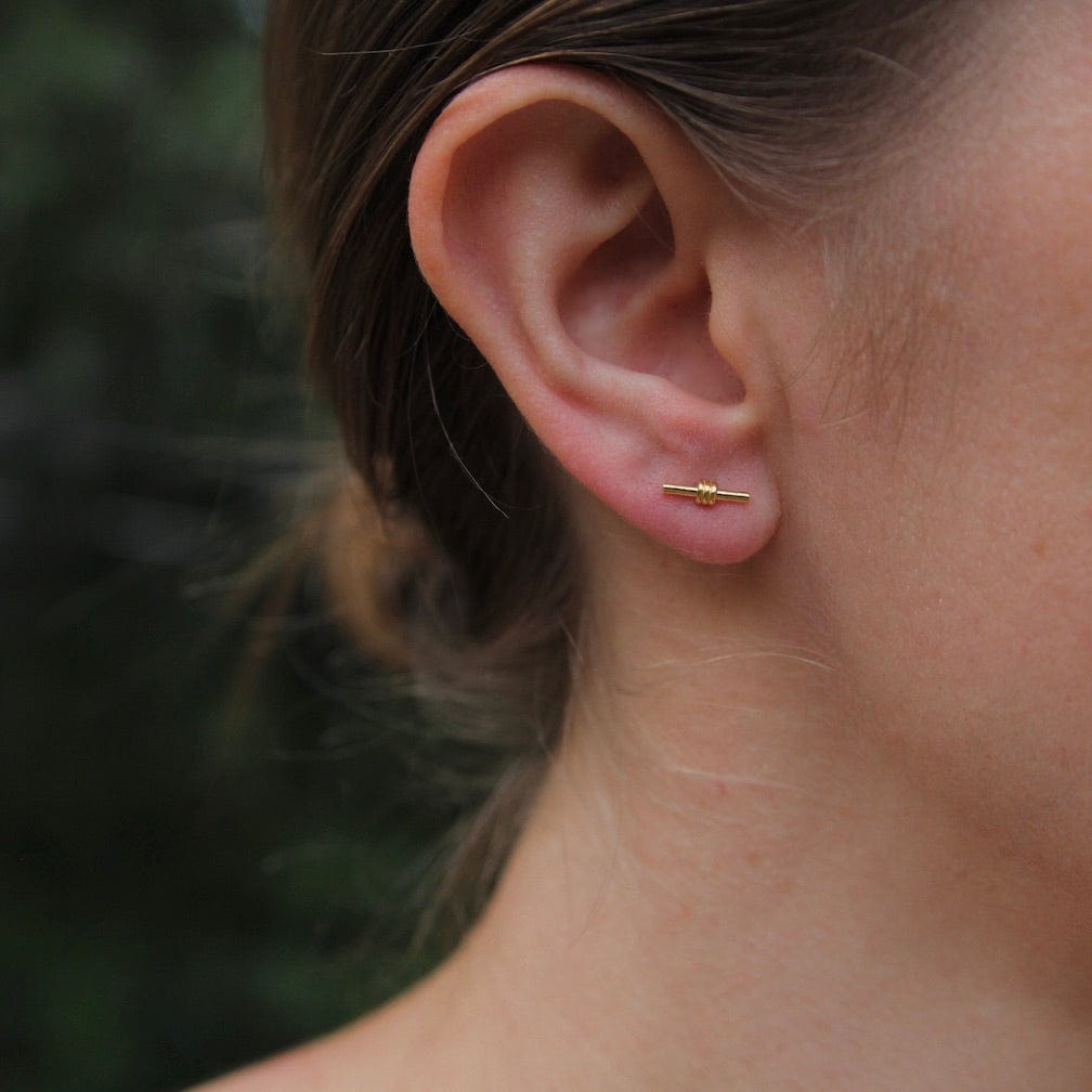 EAR-VRM Gold Vermeil Wrapped Bar Stud Earring