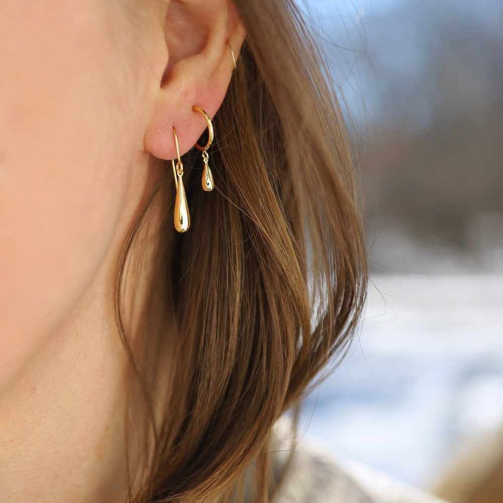 EAR-VRM Hoop with Hanging Drop in Gold Vermeil