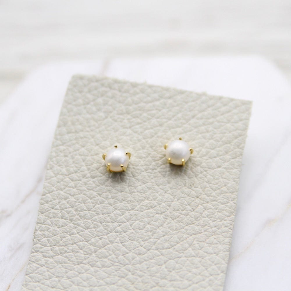 
                      
                        EAR-VRM Large Prong Set Fresh Water Pearl Stud - Gold Vermeil
                      
                    