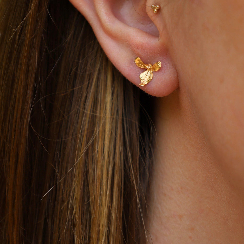 EAR-VRM Mini Orchid Posts In 18K Gold Vermeil