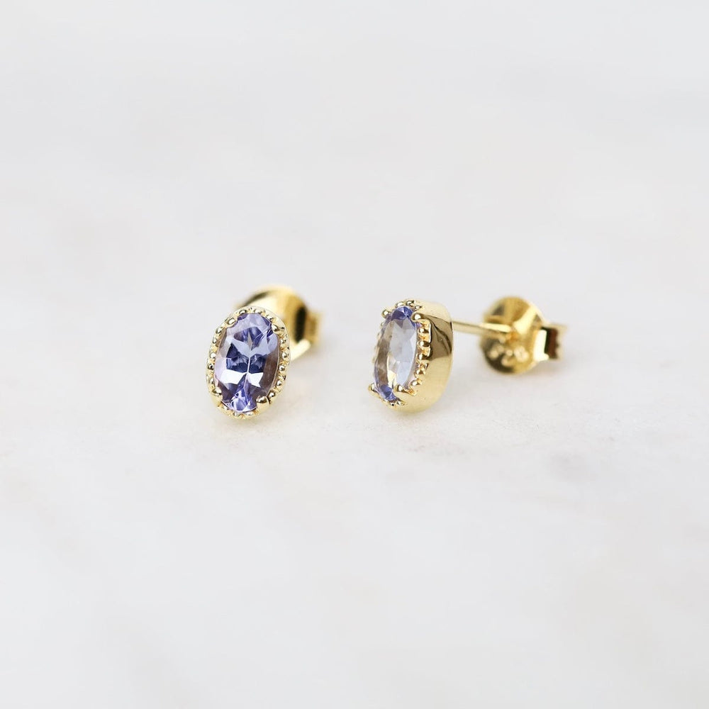 
                  
                    EAR-VRM Oval Tanzanite with Milgrain Edge Studs - Gold Vermeil
                  
                