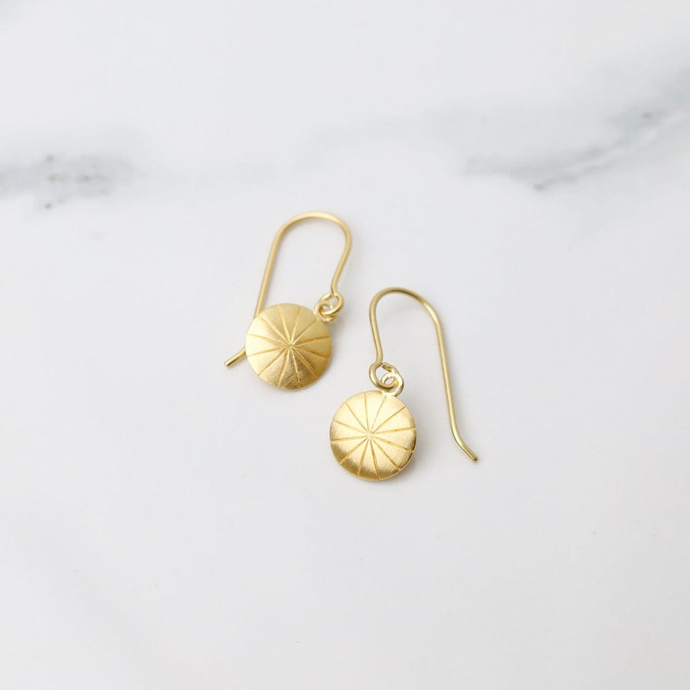 
                      
                        EAR-VRM Puffed Disc Earrings with Rays - Brushed Gold Vermeil
                      
                    