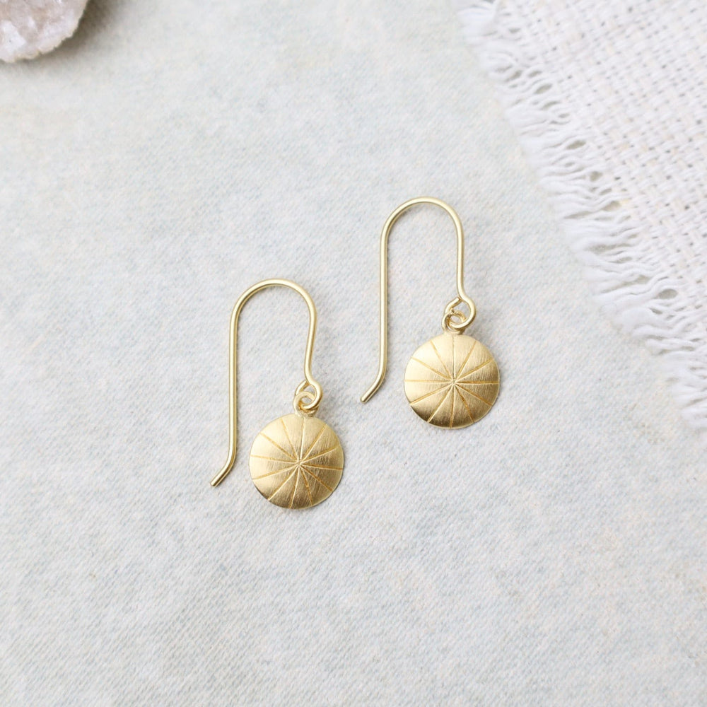 
                      
                        EAR-VRM Puffed Disc Earrings with Rays - Brushed Gold Vermeil
                      
                    