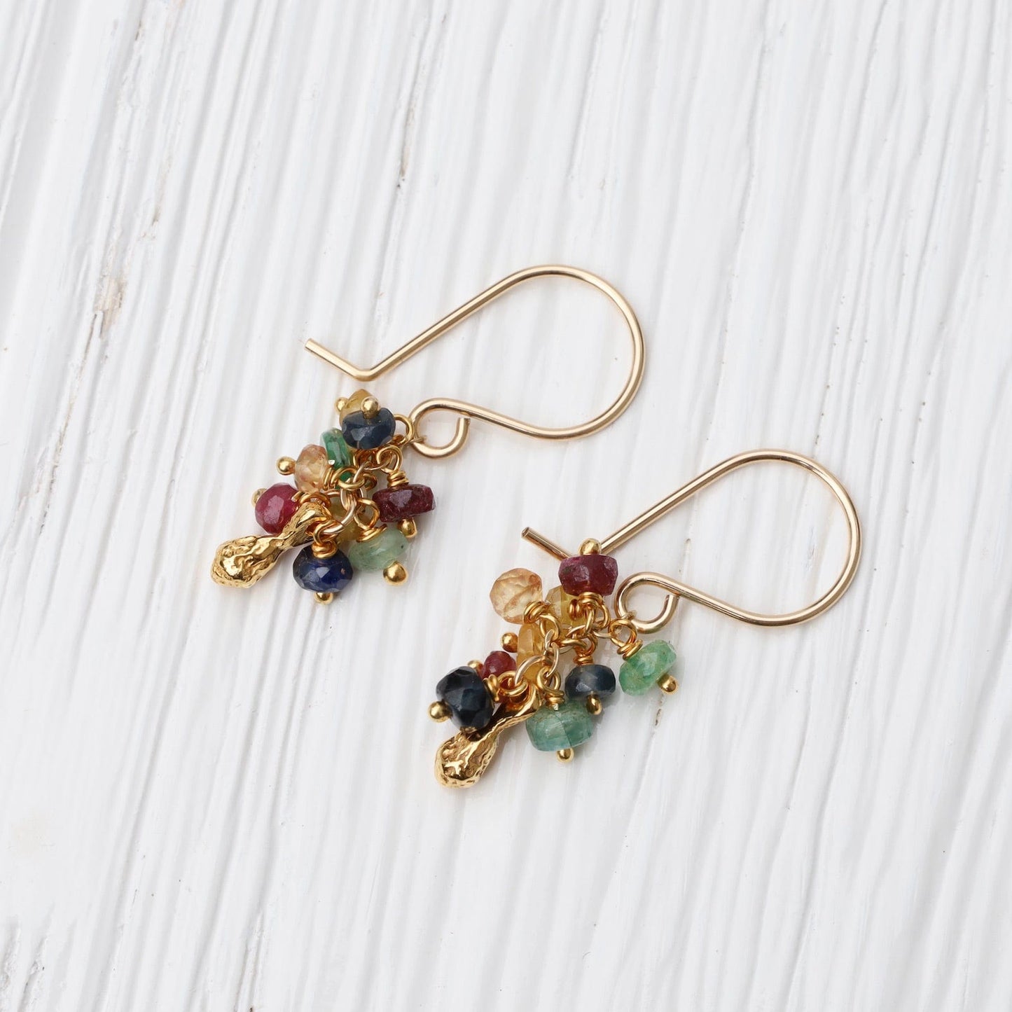 EAR-VRM Seed Pod Cluster Earring - Multi Sapphire