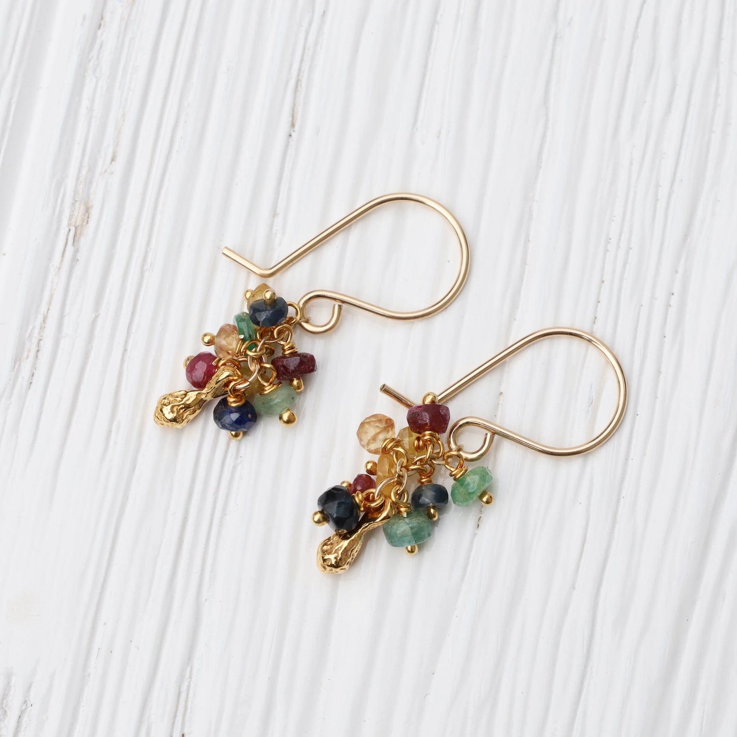Load image into Gallery viewer, EAR-VRM Seed Pod Cluster Earring - Multi Sapphire
