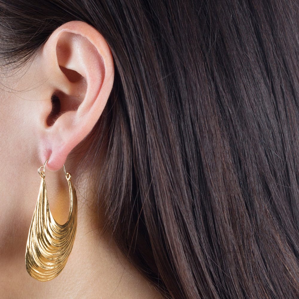 EAR-VRM Serenity Shell Earrings In 18K Gold Vermeil