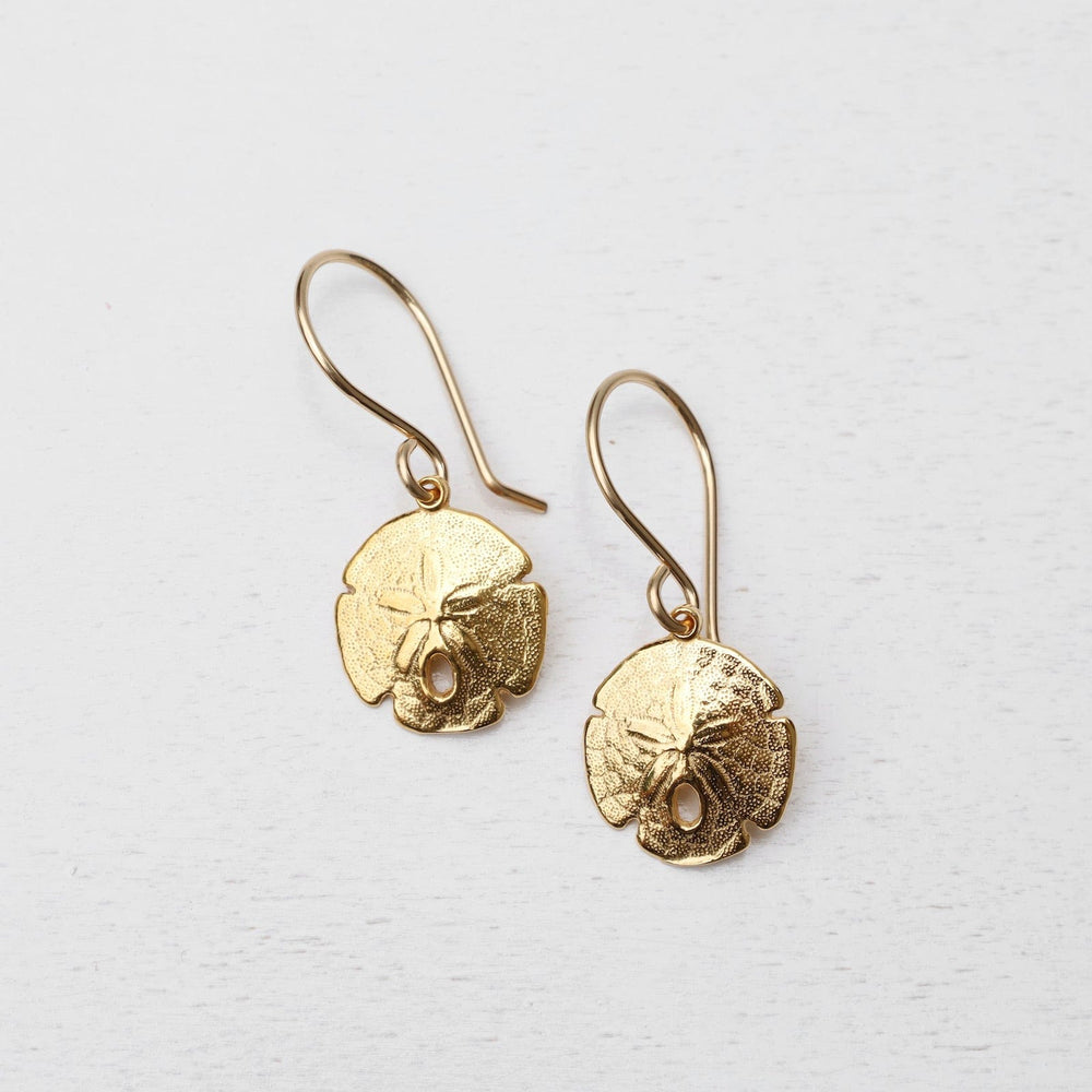 
                  
                    EAR-VRM Small Sand Dollar Earrings in 18K Gold Vermeil
                  
                