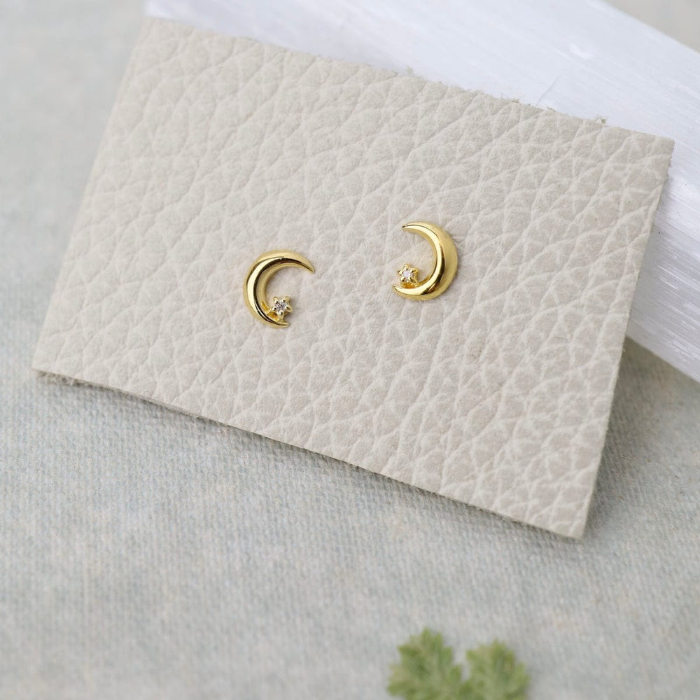 EAR-VRM New Tiny Moon Studs with Tiny CZ - Polished Gold V