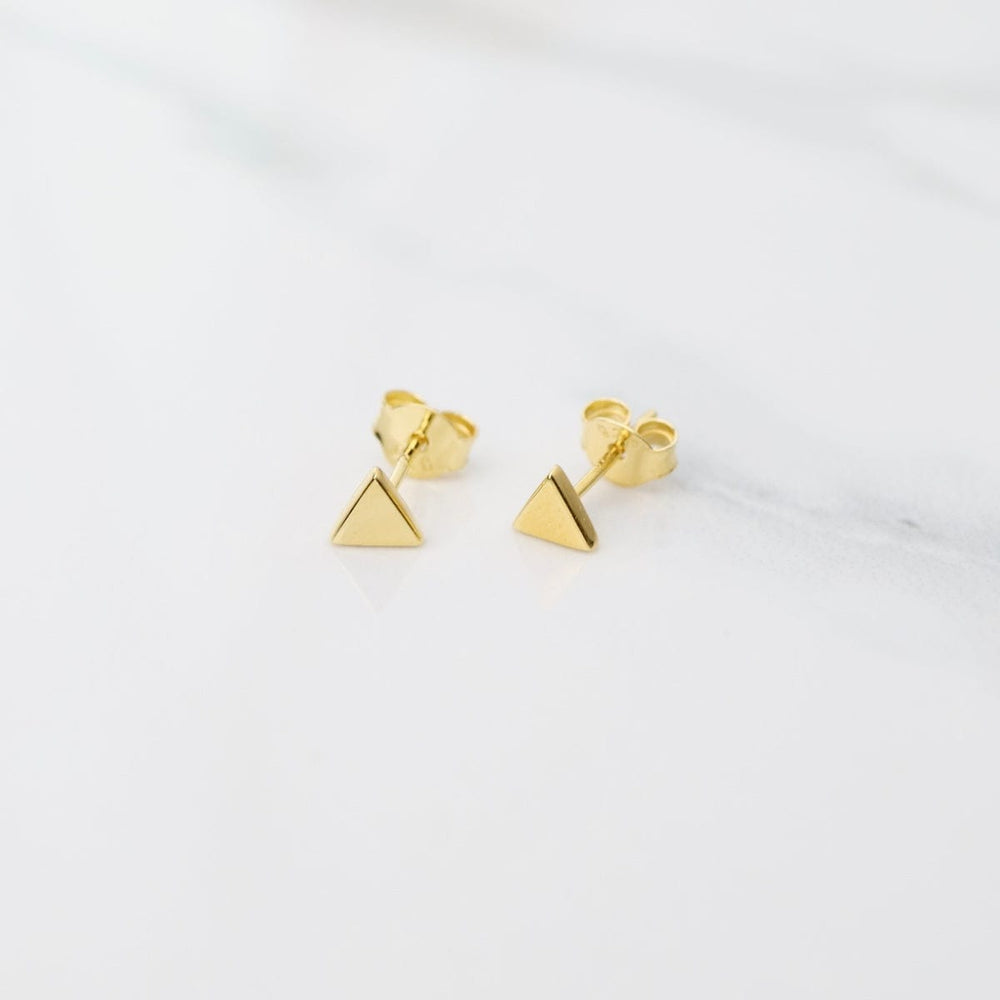 EAR-VRM Tiny Triangle Studs - Polished Gold Vermeil