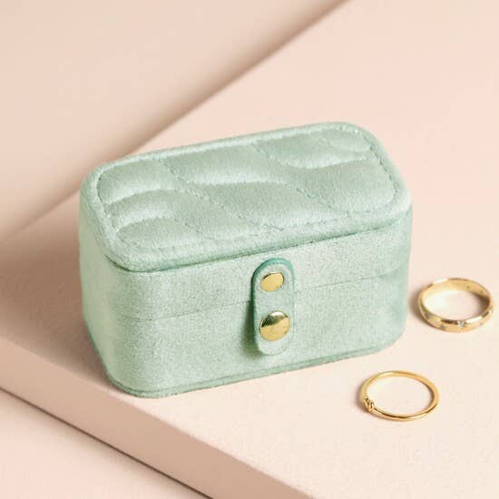 GIFT Blue Moonrise Velvet Mini Travel Ring Box