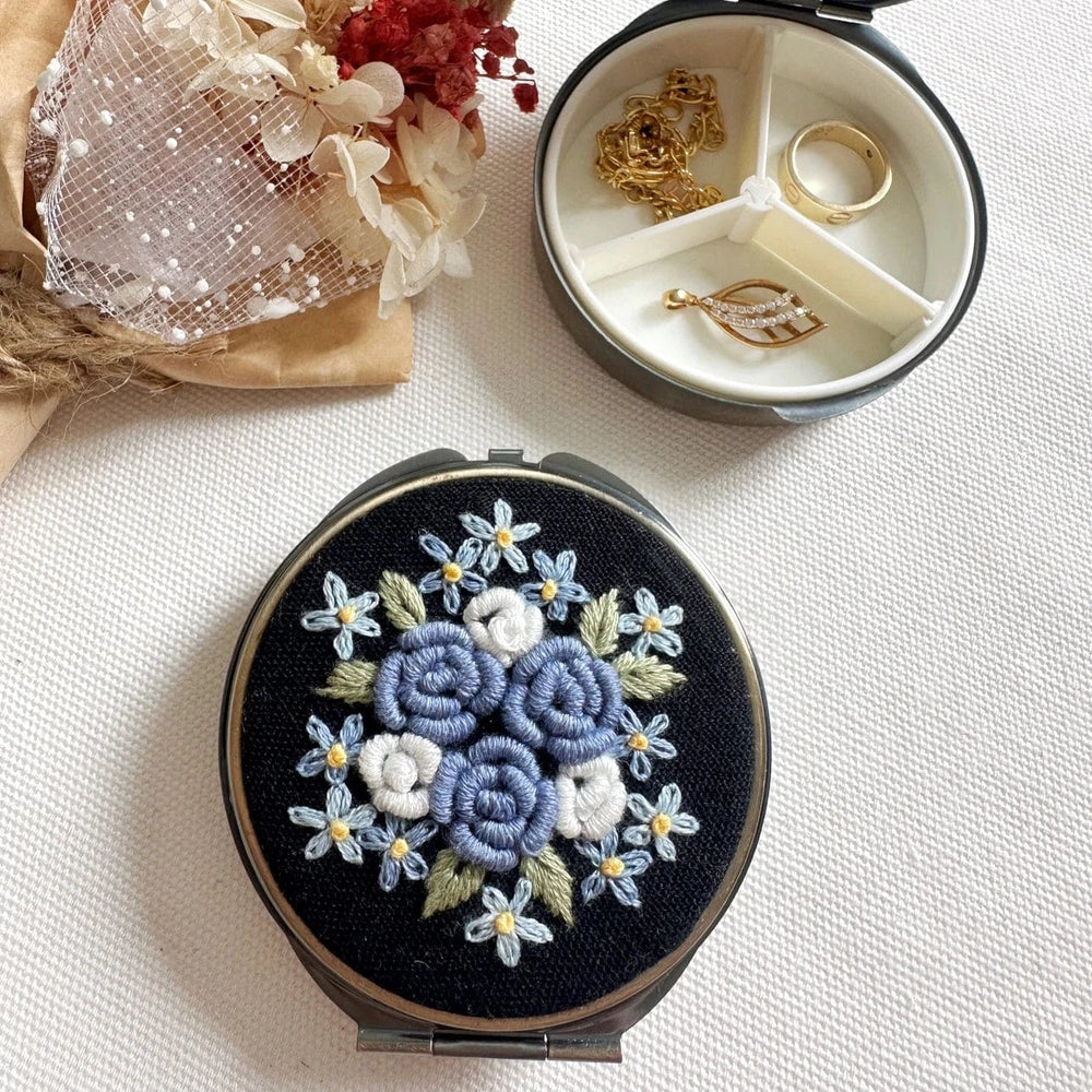 GIFT Floral Embroidered Round Jewelry Box - Blue Roses