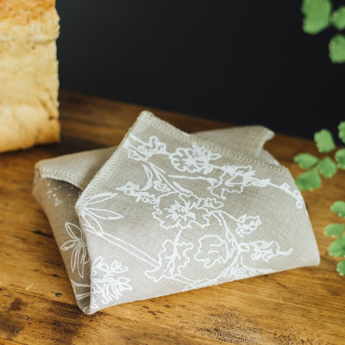Load image into Gallery viewer, GIFT Garden Sandwich Wrap ~ Natural Linen
